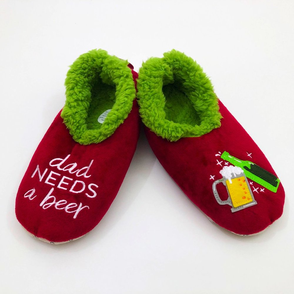 NWT Snoozies Men's Dad Need a Beer Small 7/8 Burgundy